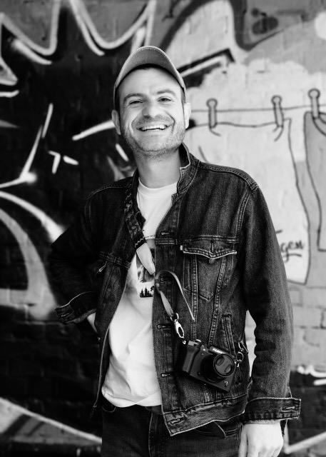 Zurab Gvantseladze — Oboist und Visual Artist bei 3rdpersonstage